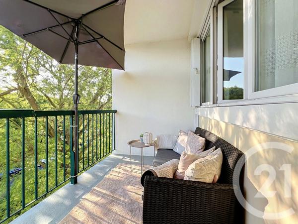 Appartement F4 à vendre  4 pièces - 74,04 m 2   LE PECQ  - 78