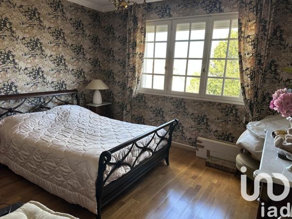 Maison traditionnelle 7 pièces de 134 m² à Les Sorinières (44840)