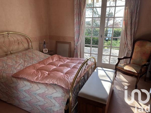 Maison traditionnelle 7 pièces de 134 m² à Les Sorinières (44840)