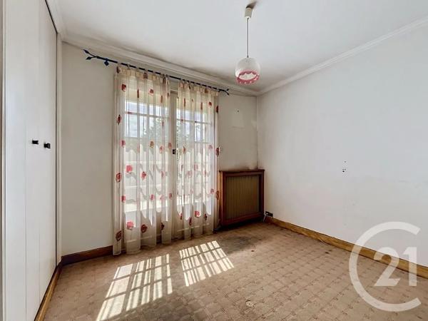 Maison à vendre  6 pièces - 133,30 m 2   PONTAULT COMBAULT  - 77