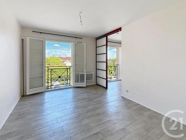 Appartement F1 à vendre  1 pièce - 30,80 m 2   BRIE COMTE ROBERT  - 77