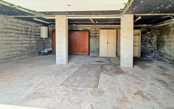 Maison à vendre    2 pièces •  Villeneuve