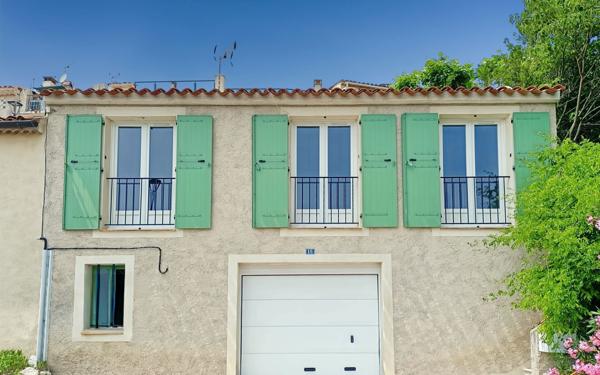 Maison à vendre    2 pièces •  Villeneuve