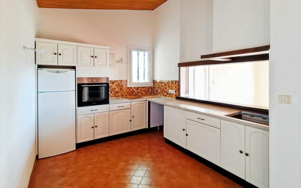 Maison à vendre    2 pièces •  Villeneuve