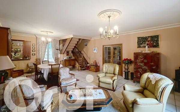 Maison à vendre    8 pièces •  Brive-la-Gaillarde