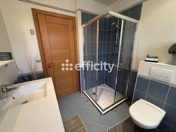 Maison 7 pièces - 194 m²