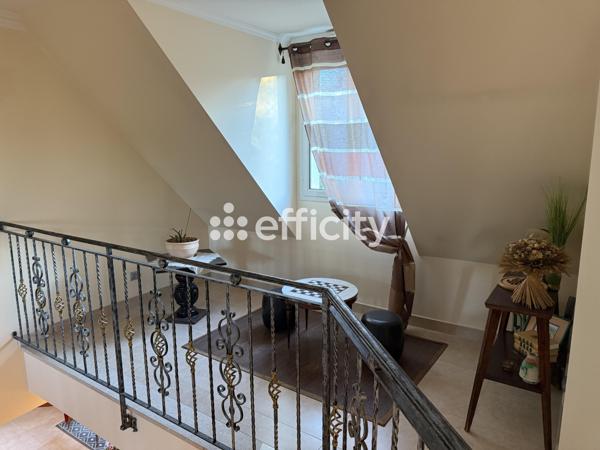 Maison 7 pièces - 194 m²