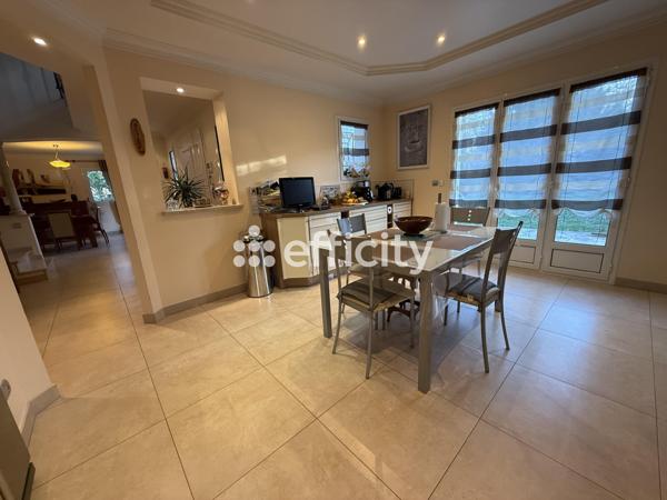 Maison 7 pièces - 194 m²