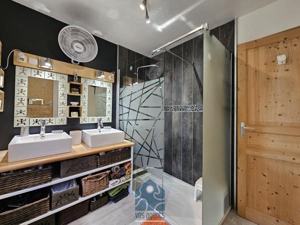 Propriete 6 pièce(s) 3 chambre(s) 170 m²