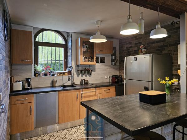 Propriete 6 pièce(s) 3 chambre(s) 170 m²