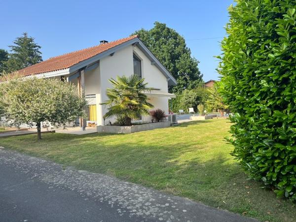 Châtillon-sur-Chalaronne (01400) Très belle maison individuelle