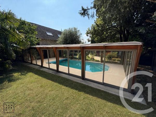 Maison à vendre  8 pièces - 361 m 2   MAREUIL LES MEAUX  - 77