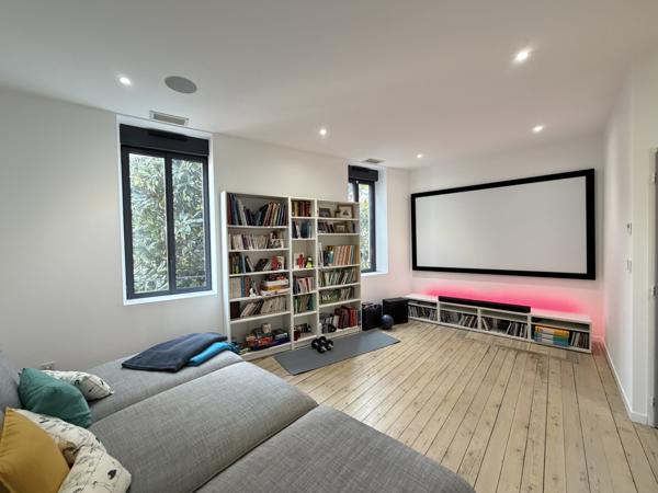 Maison 6 pièce(s) 5 chambre(s) 179 m²