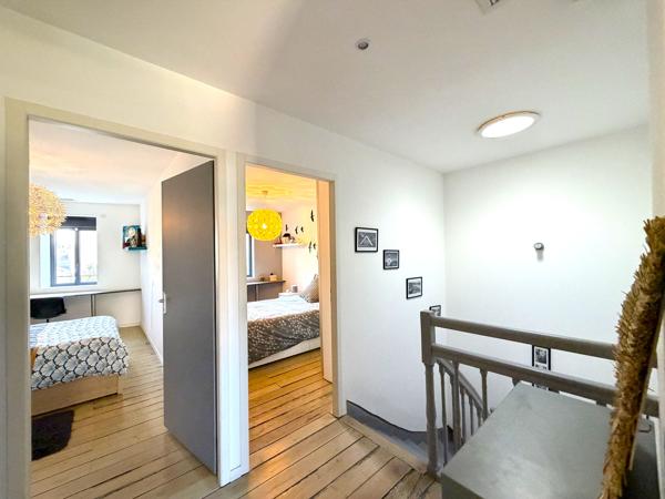 Maison 6 pièce(s) 5 chambre(s) 179 m²
