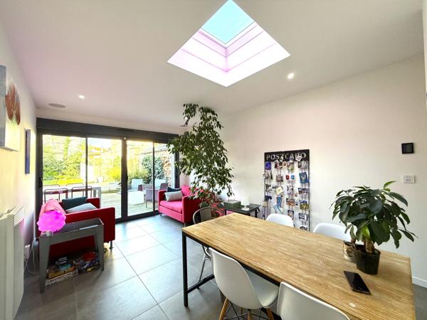 Maison 6 pièce(s) 5 chambre(s) 179 m²