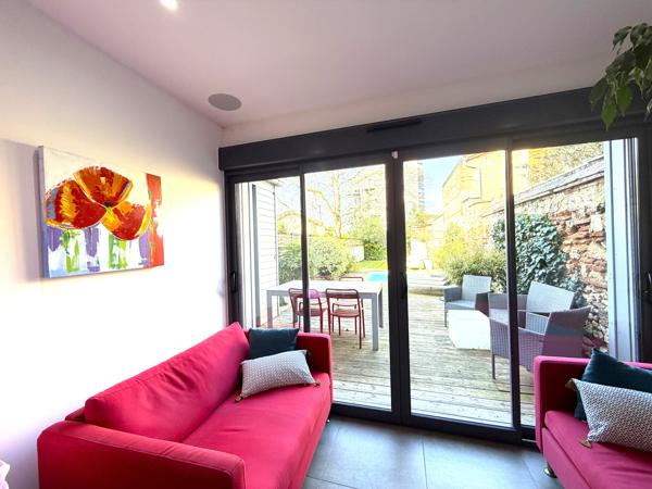 Maison 6 pièce(s) 5 chambre(s) 179 m²
