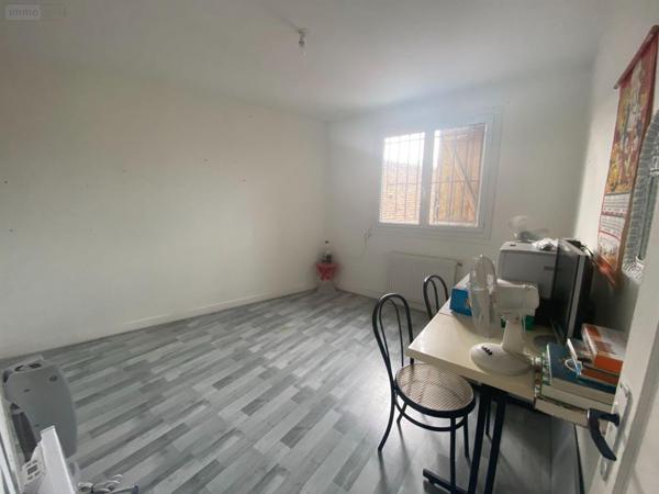 Local mixte (Professionnel/Habitation) à vendre à Chartres dans l'Eure-et-Loir (28000), ref : 341