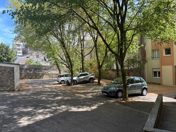 À VENDRE NANTES SAINT-FELIX/ERDRE LUMINEUX APPARTEMENT TYPE 1 AVEC BALCON ET PARKING
