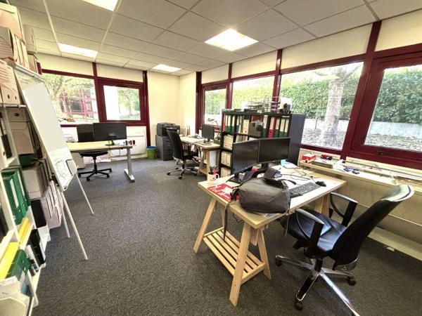 BUREAUX PONTOISE RDC - 70M²