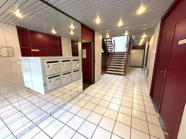 BUREAUX PONTOISE RDC - 70M²
