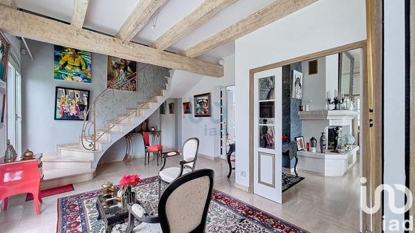 Maison 10 pièces de 250 m² à Caussade (82300)