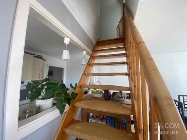 3%COM Joli F4 au centre de Hochfelden avec balcon - garage et cave Hochfelden (67270)