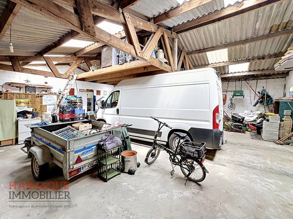 IMMEUBLE 310 M² , Lesneven