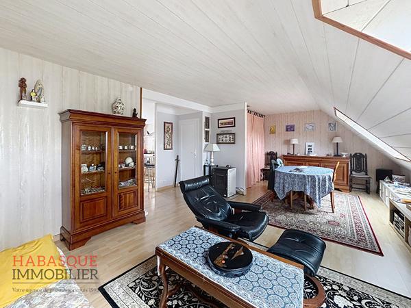 IMMEUBLE 310 M² , Lesneven