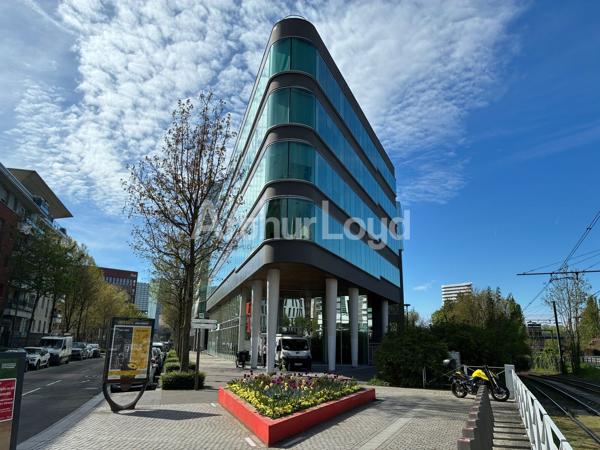 Bureaux à louer à La Madeleine - Immeuble de standing à proximité d'Euralille