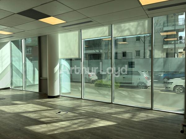 Bureaux à louer à La Madeleine - Immeuble de standing à proximité d'Euralille