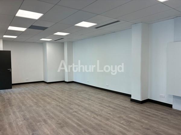 Bureaux à louer à La Madeleine - Immeuble de standing à proximité d'Euralille
