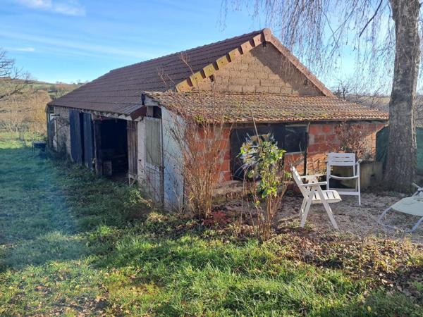 Longère rénovée, grange, puits, au calme