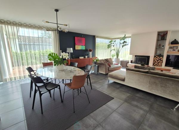 Maison moderne et lumineuse, 4 chambres, garage double, jardin paysagé