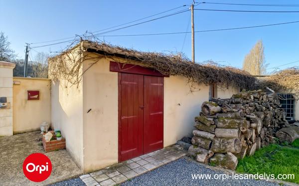 Maison à vendre    5 pièces • 115 m2 Charleval