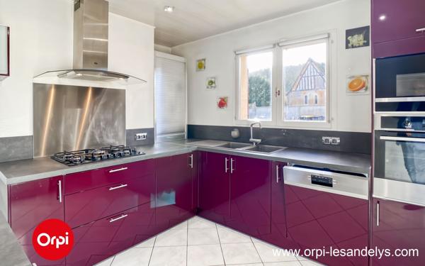 Maison à vendre    5 pièces • 115 m2 Charleval