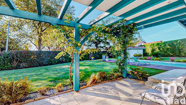 Maison à vendre 7 pièces 175 m² Bassussarry