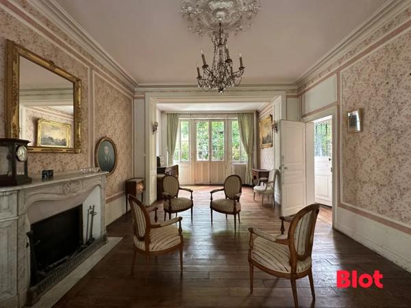 Maison 8 pièce(s)