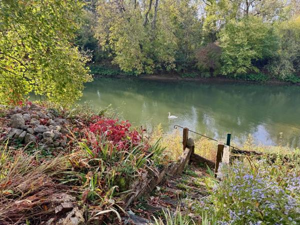 Propriété de charme en bords de Seine