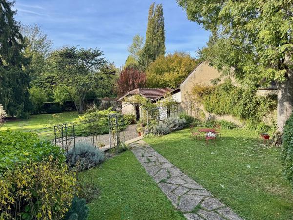 Propriété de charme en bords de Seine