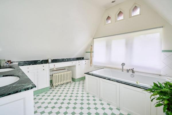 Vente Maison de luxe Wasquehal 6 Pièces 207 m²