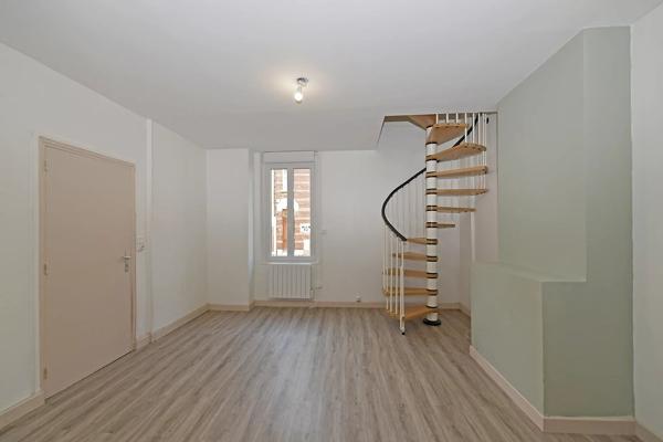 Location Appartement 2 pièces 42 m2 à Saint-Quentin