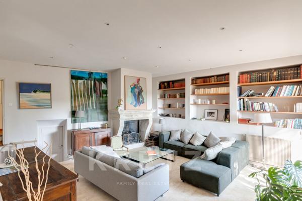 Mas authentique en position dominante proche IBS