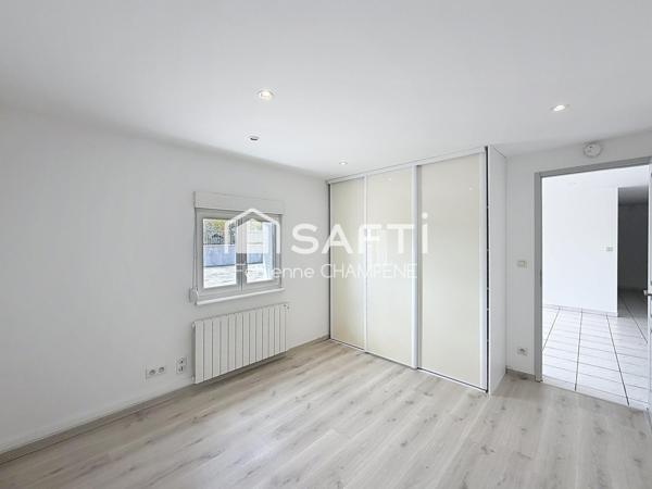 LOCAL PROFESSIONNEL