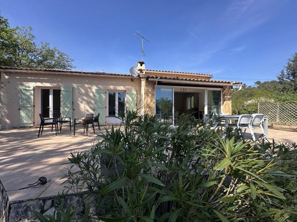 Maison
                                                                                                                                                                                                                                                                                                                        4 pièce(s)                                                                                                                                                                                                          3 chambre(s)                                                                                                                                                                                                          85  m²