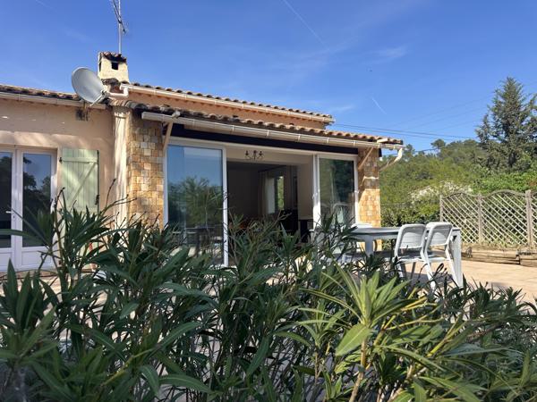 Maison
                                                                                                                                                                                                                                                                                                                        4 pièce(s)                                                                                                                                                                                                          3 chambre(s)                                                                                                                                                                                                          85  m²