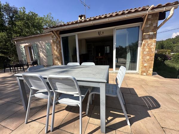 Maison
                                                                                                                                                                                                                                                                                                                        4 pièce(s)                                                                                                                                                                                                          3 chambre(s)                                                                                                                                                                                                          85  m²