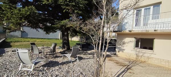 Maison avec dépendance – 156 m² – Terrain clos 1000 m² Bagnols-sur-Cèze (30200)