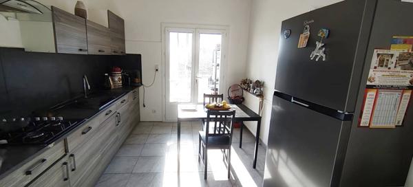 Maison avec dépendance – 156 m² – Terrain clos 1000 m² Bagnols-sur-Cèze (30200)