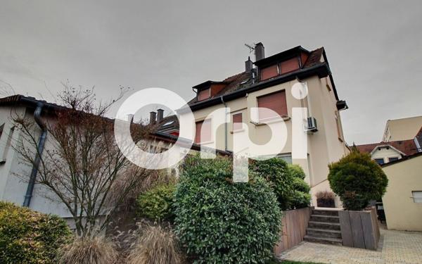 Immeuble à vendre    11 pièces • 238 m2 Bischheim