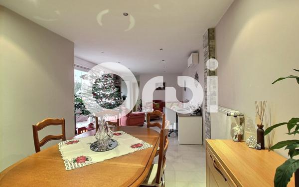 Immeuble à vendre    11 pièces • 238 m2 Bischheim